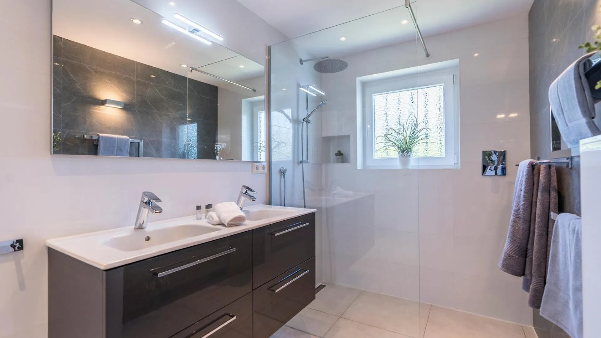 Prázdninový dům Family Friendly Villa Elviria Casa Luna Marbella