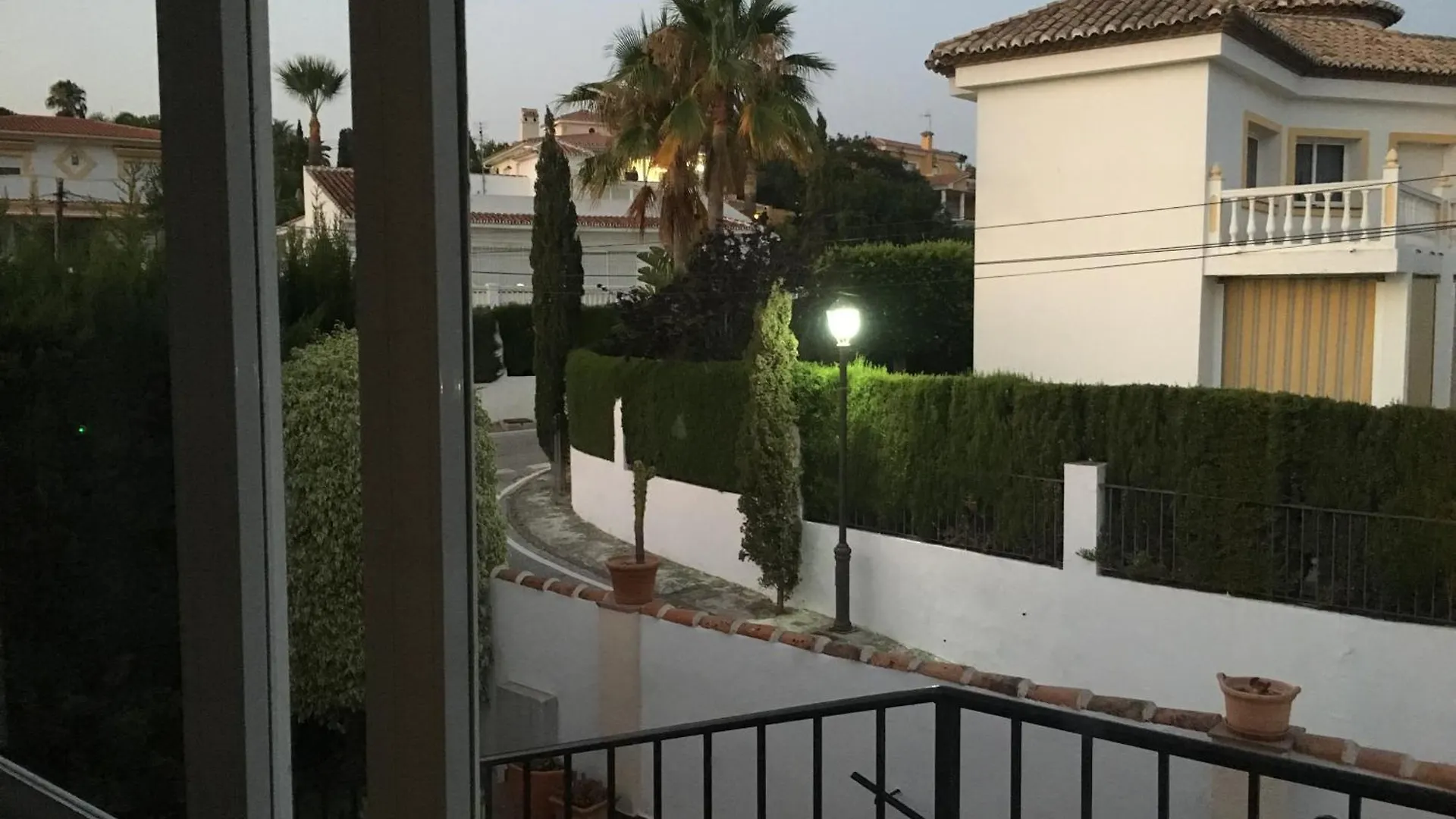 Prázdninový dům Family Friendly Villa Elviria Casa Luna Marbella